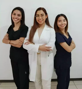 Nutrióloga en Juárez Nuevo León. Experta en Control de Peso y Enfermedades. 2 Nutriologa Eimy Estrada y asistentes 1